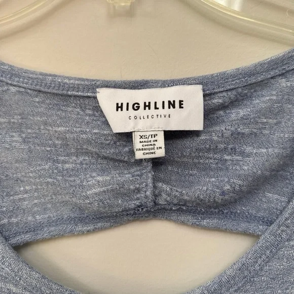 Women's Blue Top - Picture 2 of 4